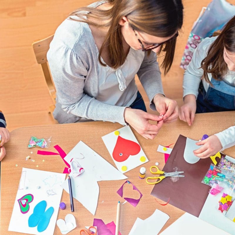 Teacher with Kids - Creative Arts Class.